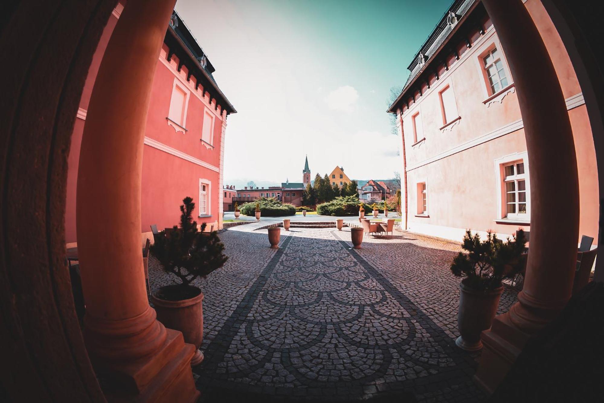 Palac Spiz Milkow Kolo Karpacza ภายนอก รูปภาพ